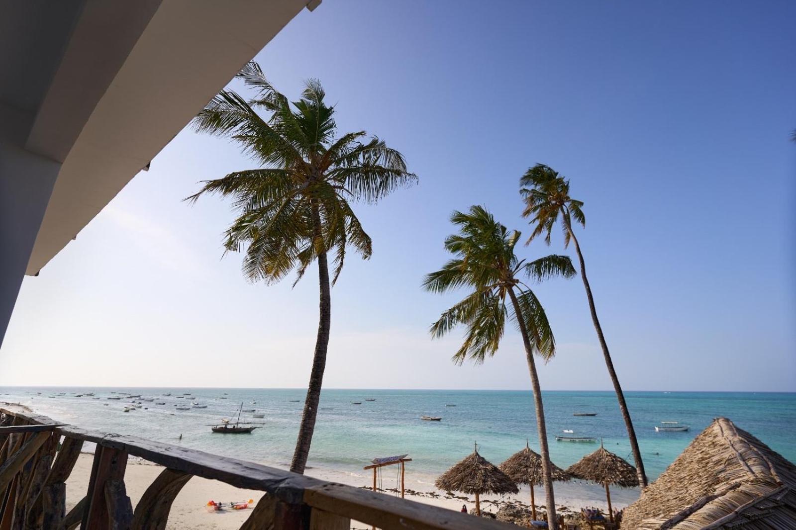 Dhow Beach Boutique Hotel Nungwi Extérieur photo