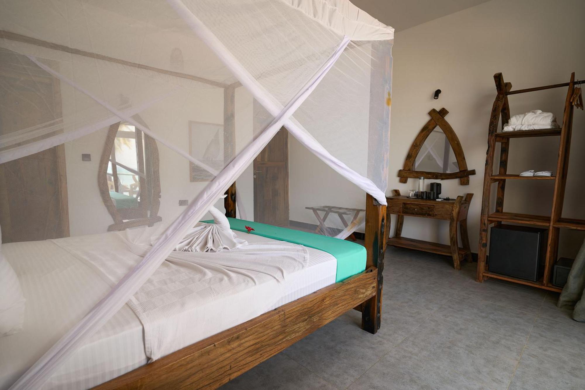 Dhow Beach Boutique Hotel Nungwi Extérieur photo